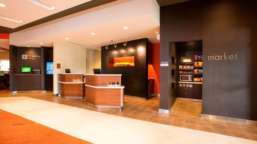 Courtyard By Marriott Cincinnati Midtown/Rookwood Екстериор снимка
