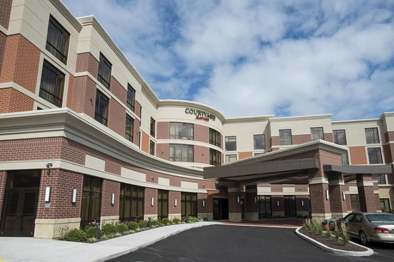 Courtyard By Marriott Cincinnati Midtown/Rookwood Екстериор снимка