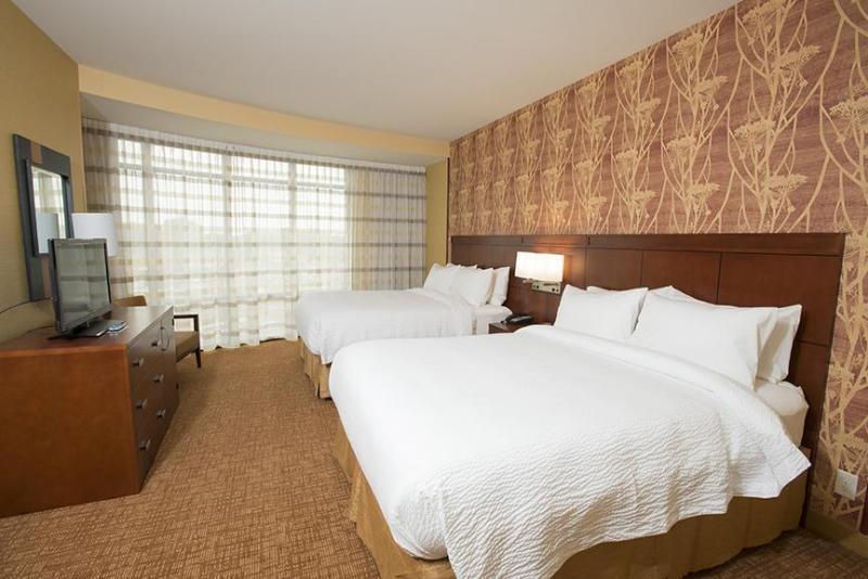 Courtyard By Marriott Cincinnati Midtown/Rookwood Екстериор снимка