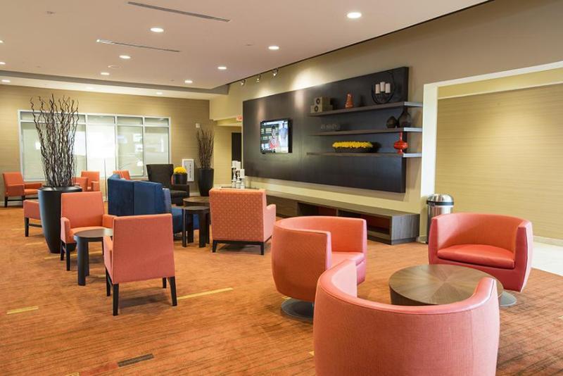Courtyard By Marriott Cincinnati Midtown/Rookwood Екстериор снимка