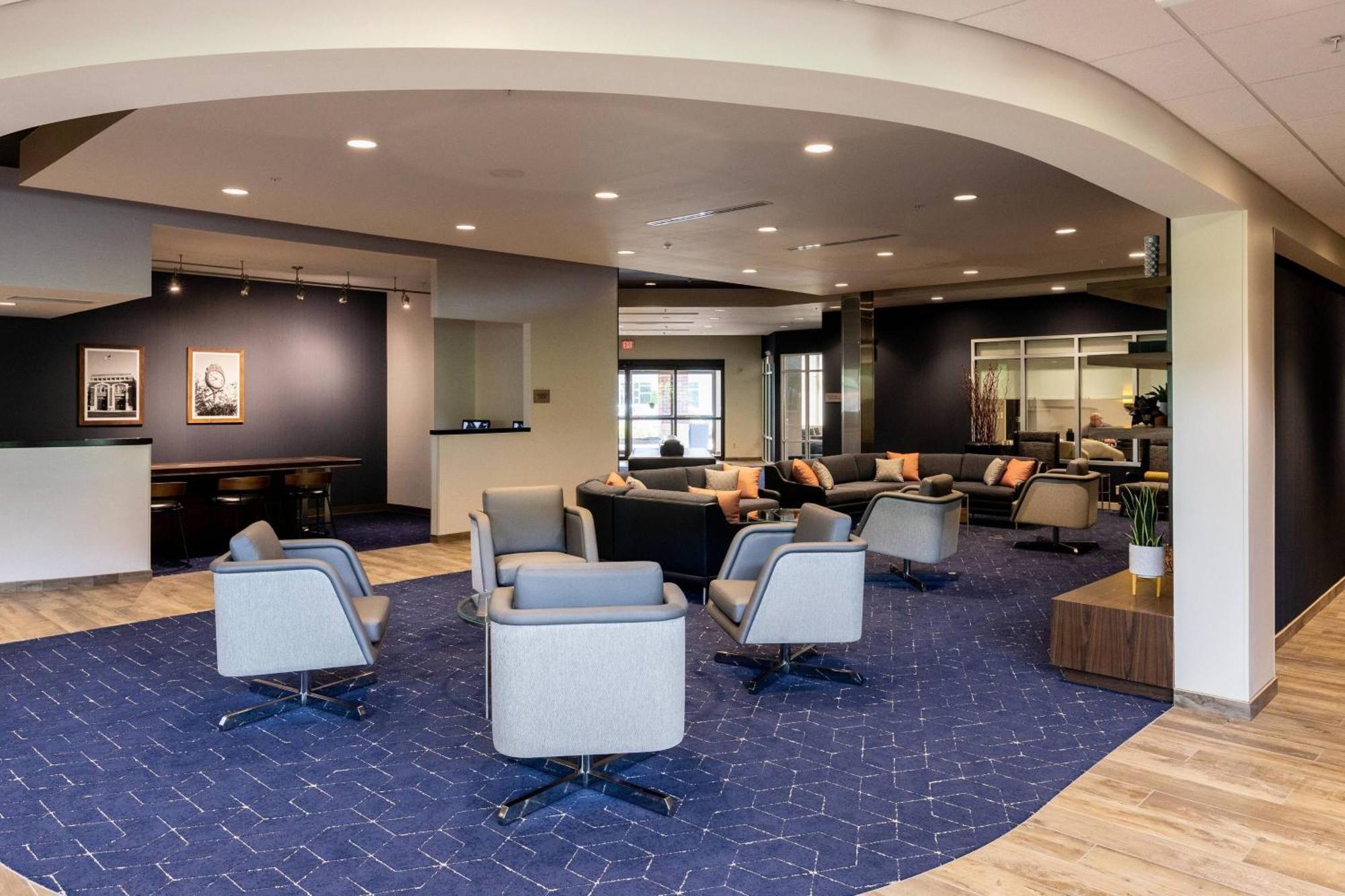 Courtyard By Marriott Cincinnati Midtown/Rookwood Екстериор снимка