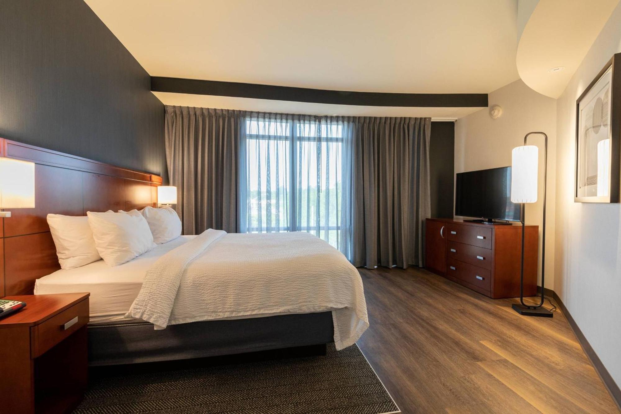 Courtyard By Marriott Cincinnati Midtown/Rookwood Екстериор снимка